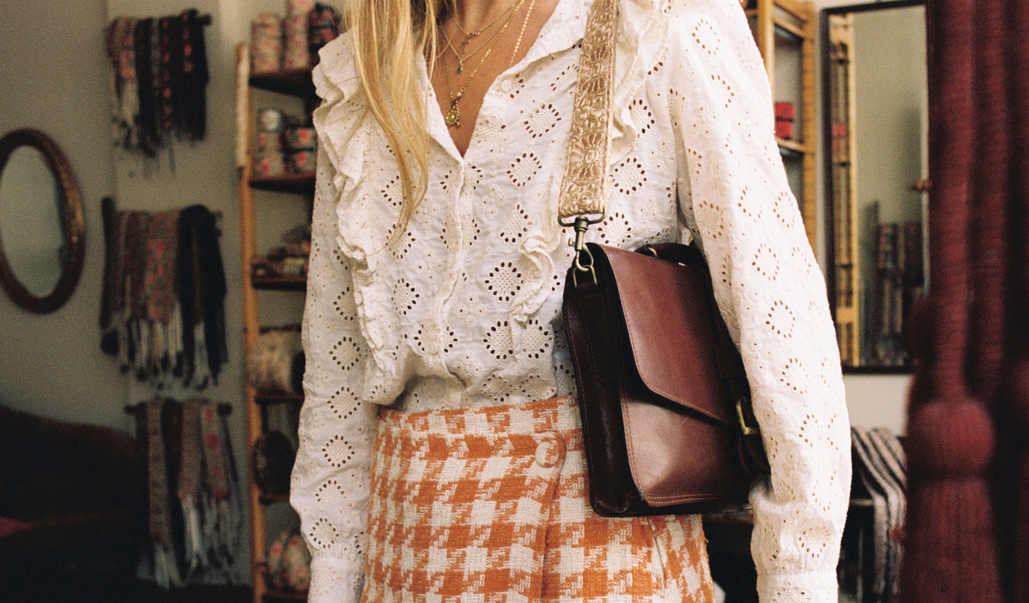 The Multifaceted Charm of the La N’atelier Strap